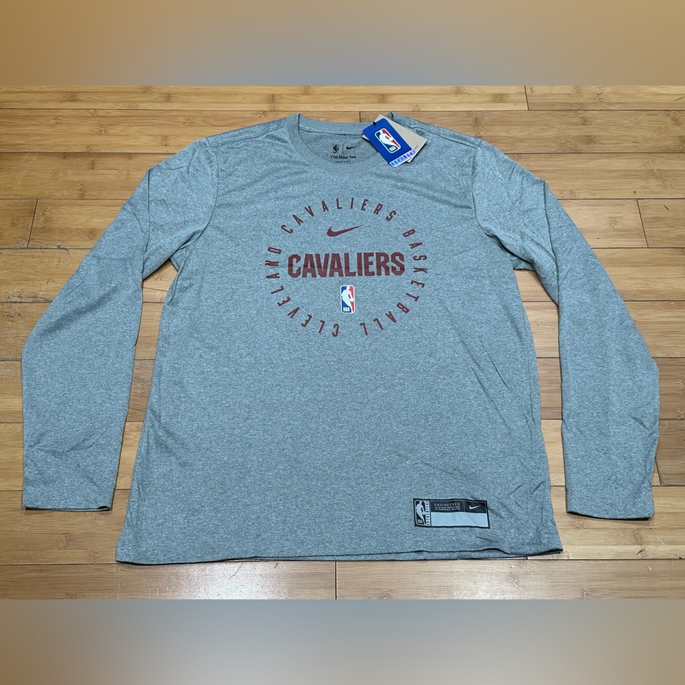 Nike Cleveland Cavaliers Shirt Mens L Basketball Long Sleeve Gray HF1831-063